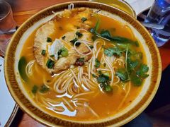 -东家小院金汤酸菜鱼(南阳路店)