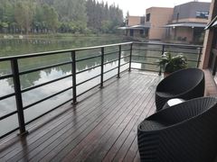 -上海怡沁园度假酒店