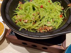 -小船渔村•大连菜•大连焖鱼(黄河路店)
