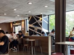 -麦当劳(田林好又多店)