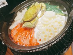 -新天明砂锅鱼头煲