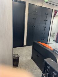-TOP HAIR SALON
