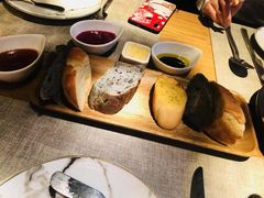 餐前烤面包-锦潼西餐厅