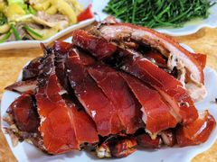 -黄记四更烤乳猪店