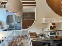 -VERIE BAKEHOUSE