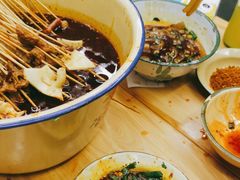 -拈签一笑黄牛肉辣卤串串