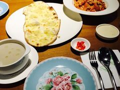 -JINNS锦时 steak&pizza(浸信会礼拜堂旧址店)