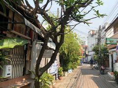 -Dash Teak House