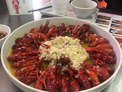 金汤蒜蓉虾-龙巢盱眙龙虾·鸡煲·烧烤宵夜(坪洲店)