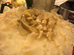 -鲜入围煮花胶鸡海鲜火锅