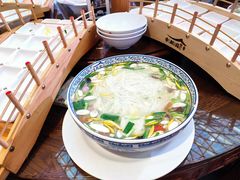 -香麒园·过桥米线·南湖雅宴