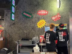 -肥汁米蘭香港米线(定西路店)