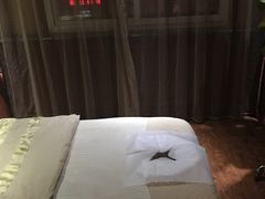 -菩提慧宾养生堂(梦幻亮点世界公园店)