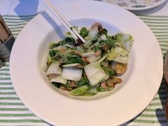 手捏菜炒口蘑-桂满陇·杭州饭店(清河万象店)