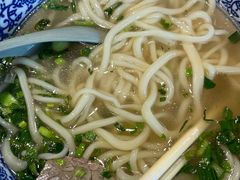 -东大桥小国抻面烧烤(长通路店)