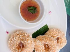 炸虾饼配泰国梅子酱-帕蓝·暹罗料理(大学路店)