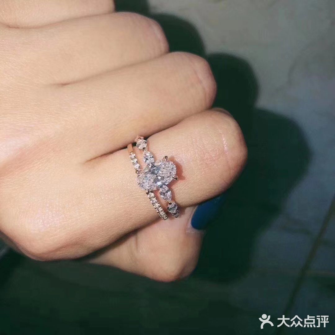 闪爆全宇宙丨超气质款丨求婚钻戒