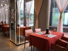 靠窗位-赵小姐丨新中餐(曲江店)
