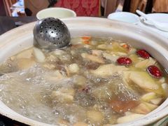-东巴谷野生菌火锅餐厅