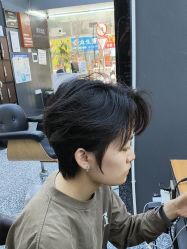 -藤野造型专业烫染接发