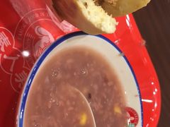 -维也纳酒店(广州番禺大石江景花园店)