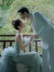 -樱花婚纱摄影