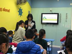 -LILY英语思维馆(玉泉路店)