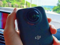 -DJI大疆(深圳华强北曼哈授权体验店)