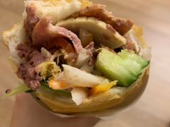 -Bánh Mì Huynh Hoa