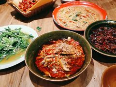 -先启半步颠小酒馆(白麓里店)