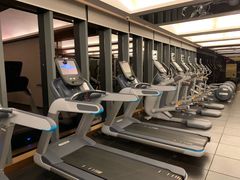 -广州天河希尔顿酒店