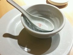 -Lia Cafe Bar Restaurant松山咖啡屋