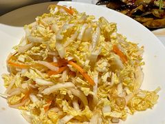 白菜海蜇皮-1937青岛老味道·海肠捞饭·青岛菜(大鲍岛栈桥店)