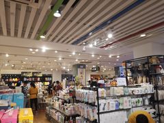 -三福时尚(三峡广场华夏银座店)