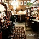 打卡宁静咖啡店