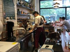 -Be Lived Cafe比例咖啡(摩天轮店)