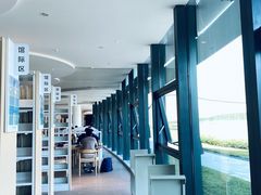 -广州市白云区图书馆