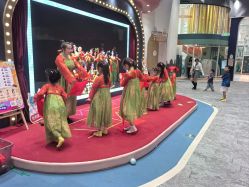 -奈尔宝家庭中心·亲子餐厅(鄞州万达店)