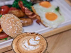 -Dough&Joe团憩(瑞虹天地月亮湾店)