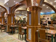 大堂-清真·玛丽亚新疆菜主题餐厅(浙江中路店)