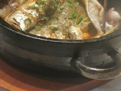 -巷子里小酒馆(繁荣路店)