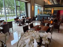 -东西风牛排馆周末烧烤自助(首都机场希尔顿店)
