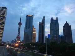 -陆家嘴空中步行连廊