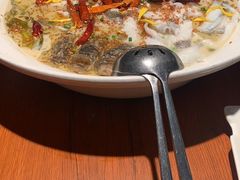 -鱼亨小鲜酸菜鱼(大信店)