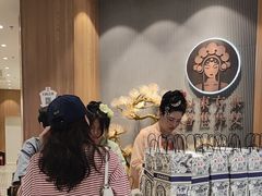 -霸王茶姬(大连万象汇店)