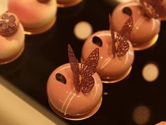 -Salon de The de Joel Robuchon(外滩18号店)