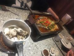 -里岛烤鱼(东港凯虹广场店)