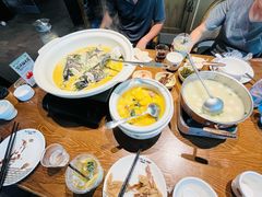 -湘力力小院·鱼汤泡饭(枫林路店)