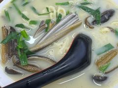 -三百碗宝应长鱼面(板仓街店)