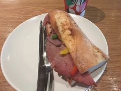 -星巴克臻选(济南万达店)